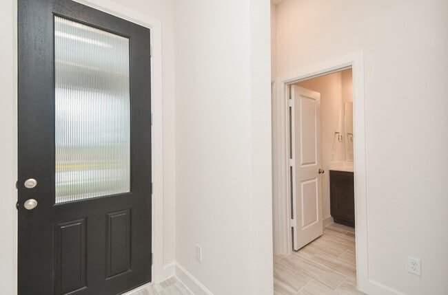 Foto del edificio - 146 Amaranth Wy