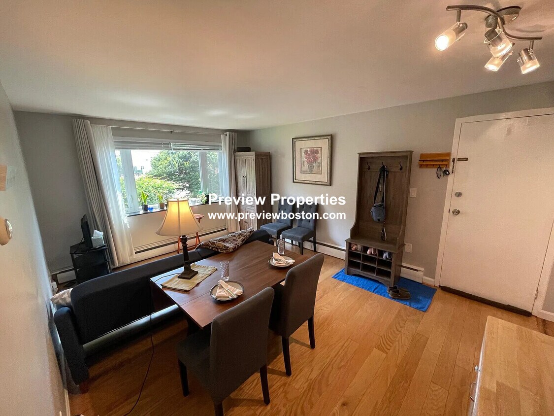 26 Carey Ave Unit 3, Watertown, MA 02472 Condo for Rent in Watertown