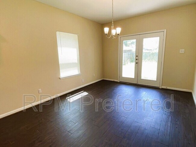 Building Photo - 8526 Homewood Ln