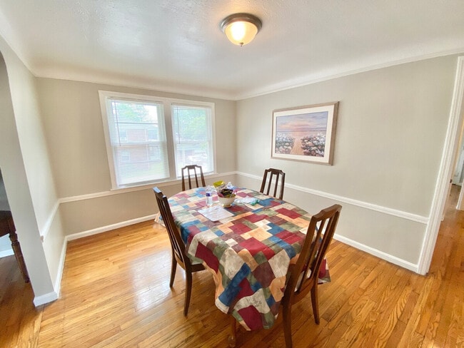 Building Photo - 3698 Washington Blvd