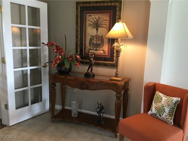 Foto del edificio - 10063 Majestic Ave