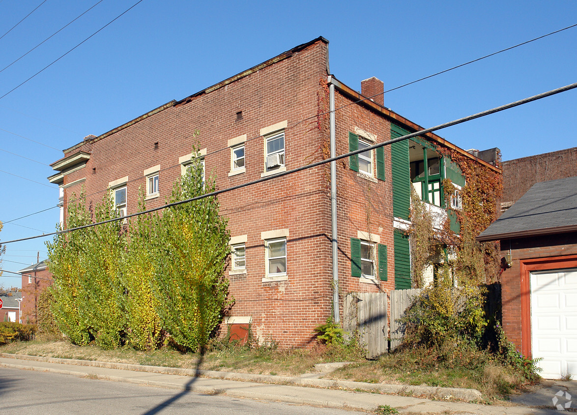 Building Photo - 2001 N Talbott St