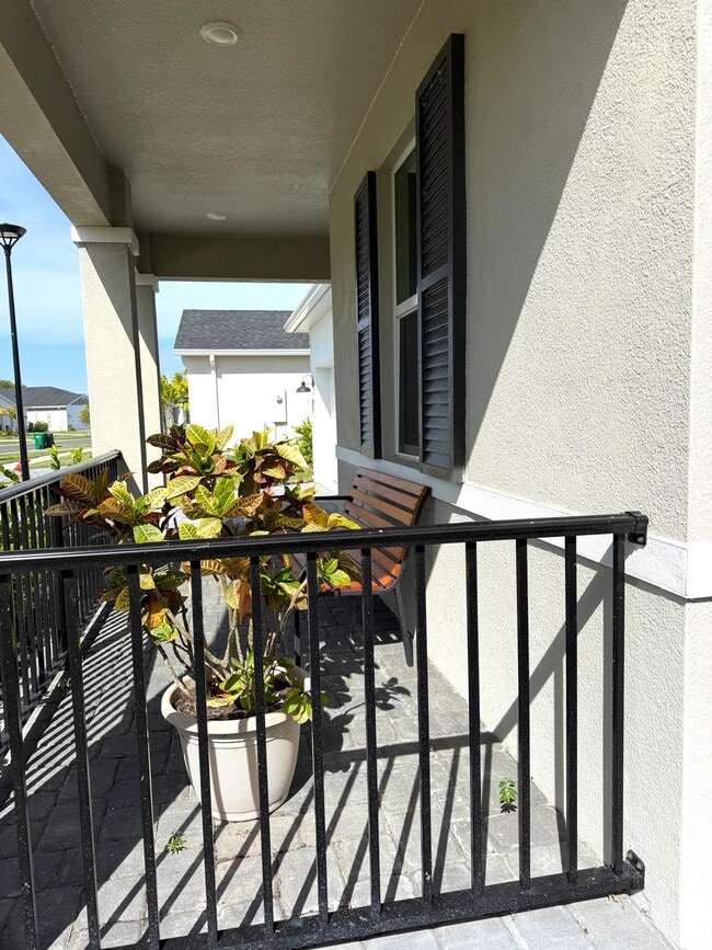 Foto del edificio - 8996 Dahlia Cir