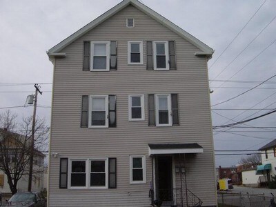 Primary Photo - 347 Woonasquatucket Ave