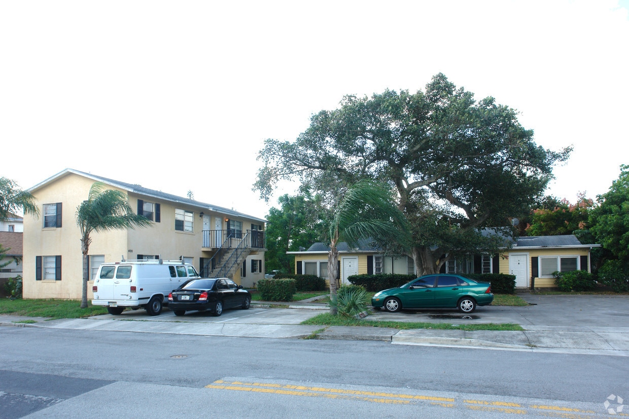 400408 S Federal Hwy, Lake Worth, FL 33460 Apartments in Lake Worth