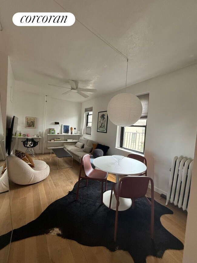 Foto del edificio - 2147-47 33rd St