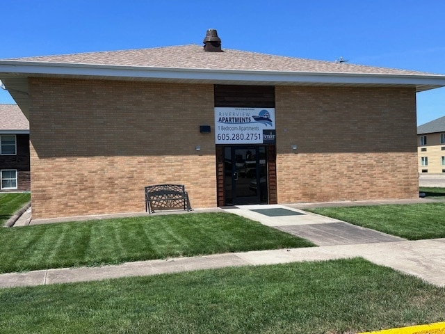 Exterior - Riverview Apartments