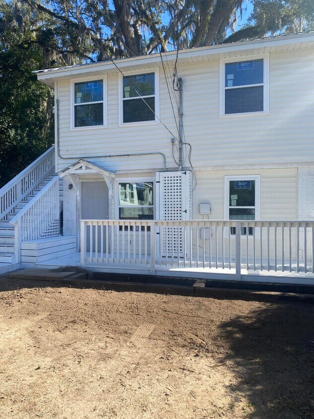 1219 N Duval St Unit A, Tallahassee, FL 32303 Room for Rent in