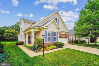 Building Photo - 13214 Triple Crown Loop
