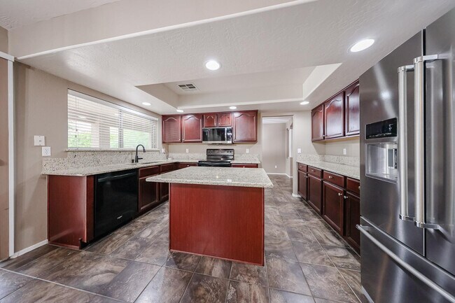 Foto del edificio - 15638 W Redfield Rd