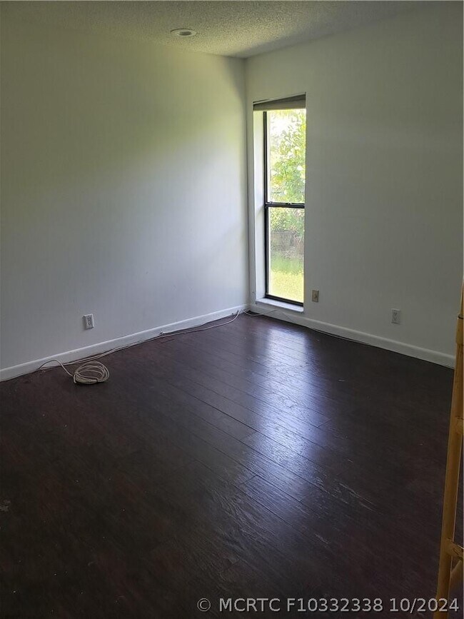 Foto del edificio - 1280 NW 114th Ave