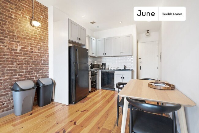 Foto del edificio - Absolutely Private ROOM in Harlem