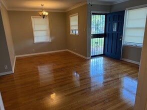 Building Photo - 1297 Dogwood Dr