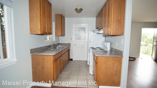 Foto del edificio - 2 br, 1 bath House - 3808 LYMAN RD  Apt 2