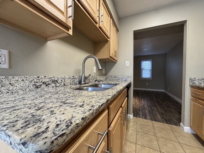 Foto del edificio - 4335 Stafford Dr