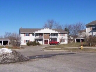 Primary Photo - 319 Oxford Ct