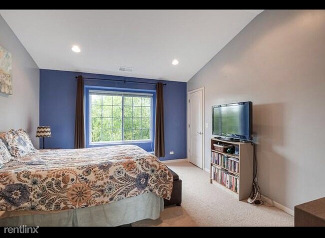 Foto del edificio - 3 br, 2.5 bath Townhome - 72 Village Stati...