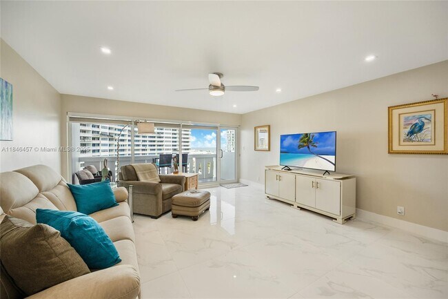 Foto del edificio - 2100 S Ocean Dr