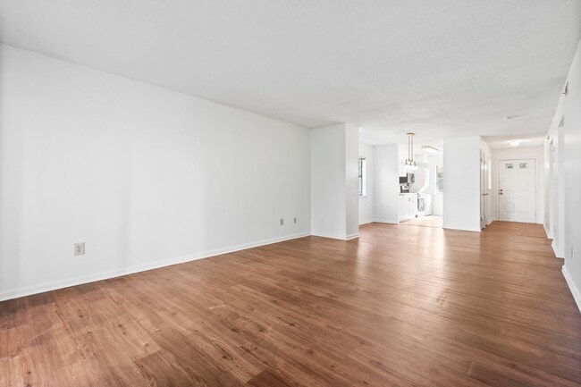 Foto del edificio - Kensington Trace Condo 2bed, 2bath,  Near ...