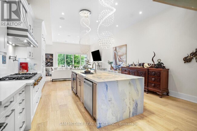 Building Photo - 1036 Enola Ave