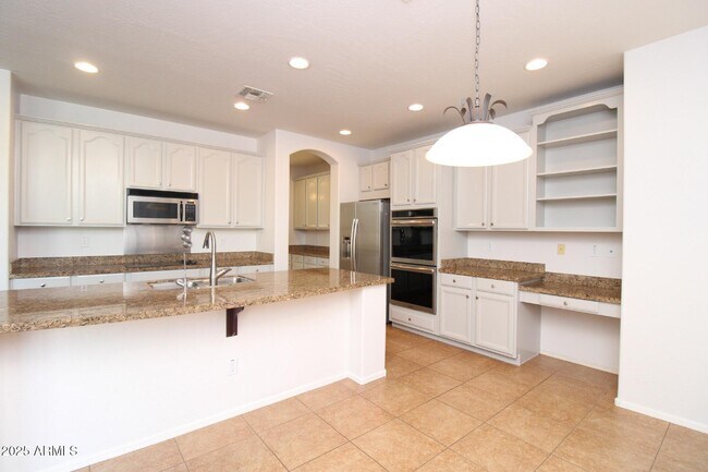 Foto del edificio - 3316 E Kingbird Pl