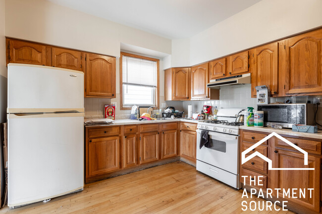 Foto del edificio - 4829 W Newport Ave