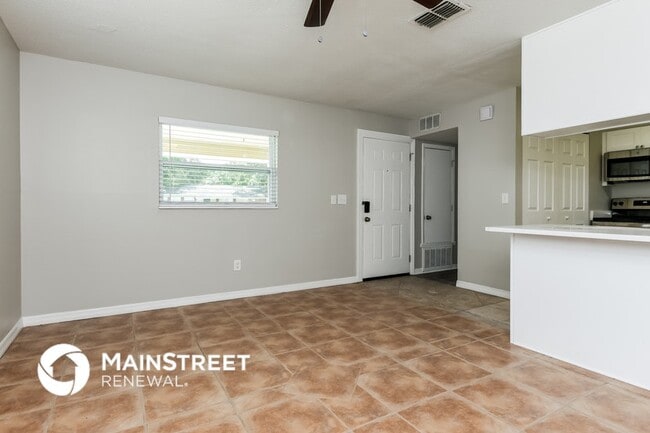 Building Photo - 5611 Marie Ct