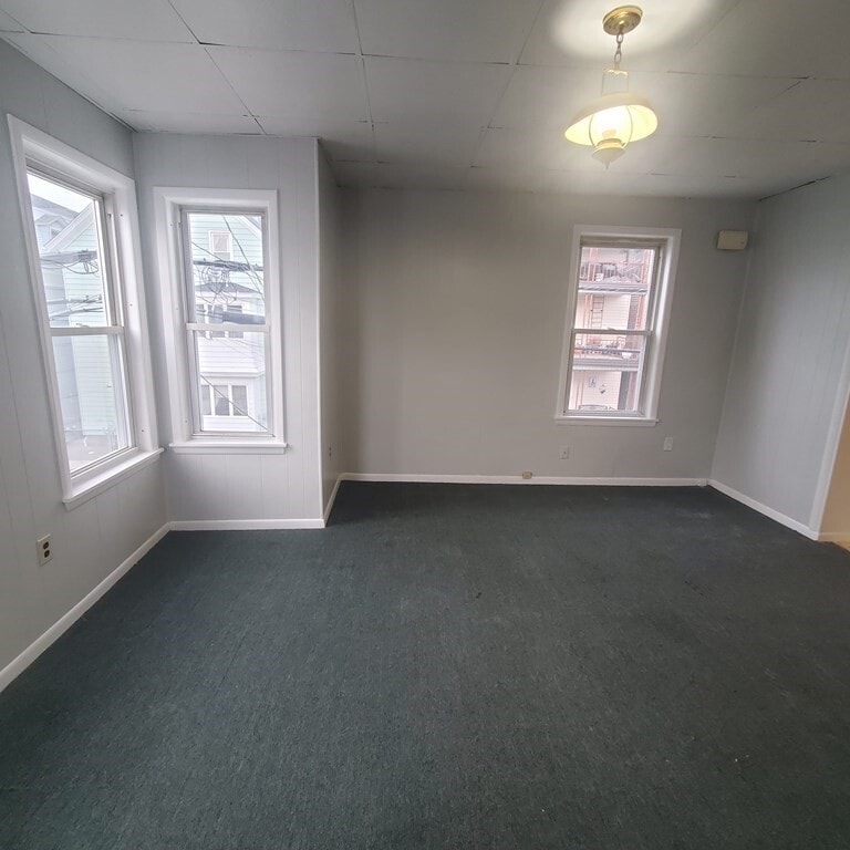 60 Harrison St Unit 2, Fall River, MA 02723 Room for Rent in Fall