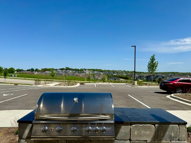 Community Grill - The Crest Luxury Apartments