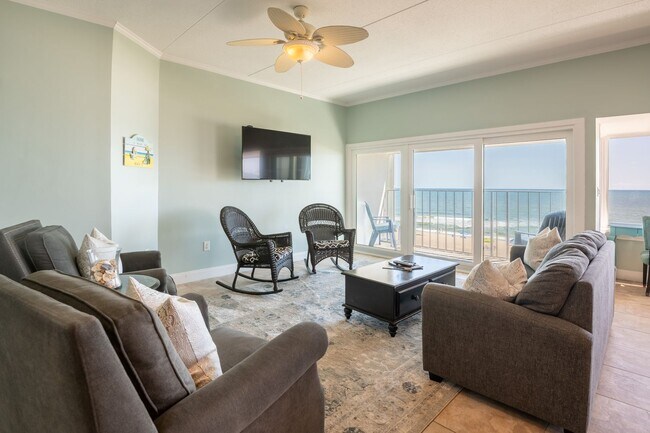 Foto del edificio - ONLY A COUPLE MONTHS LEFT - CALL FOR AVAILABILITY