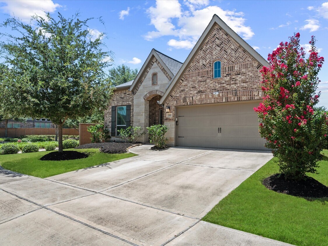 Foto principal - 2503 Elmwood Trl