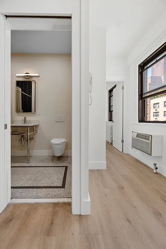 Foto del edificio - 138 E 38th St