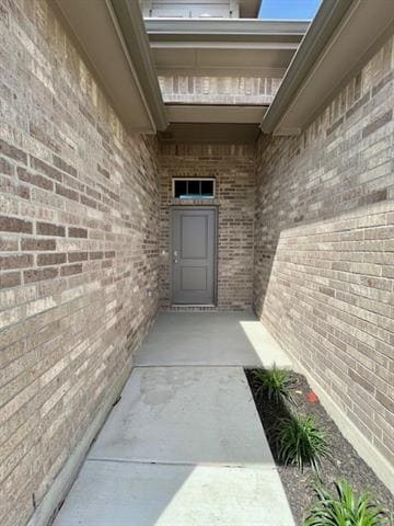 Building Photo - 8604 High Hl Dr