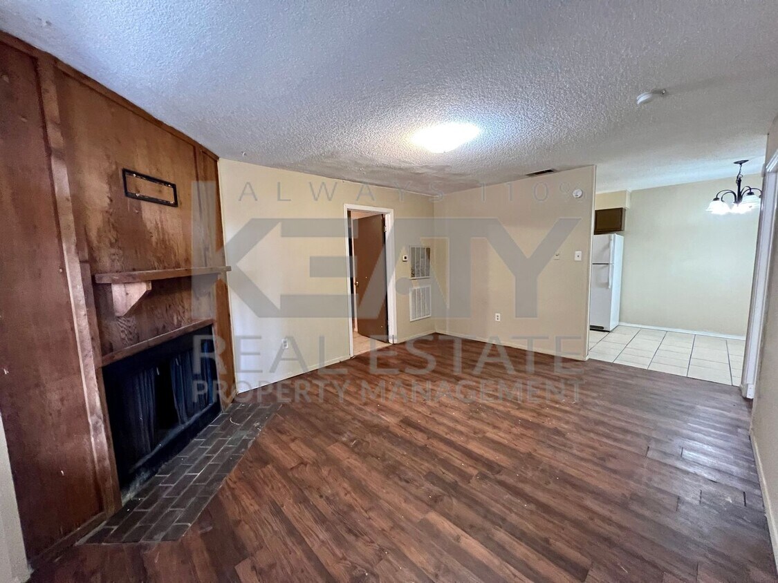 Primary Photo - 109 Meudon St