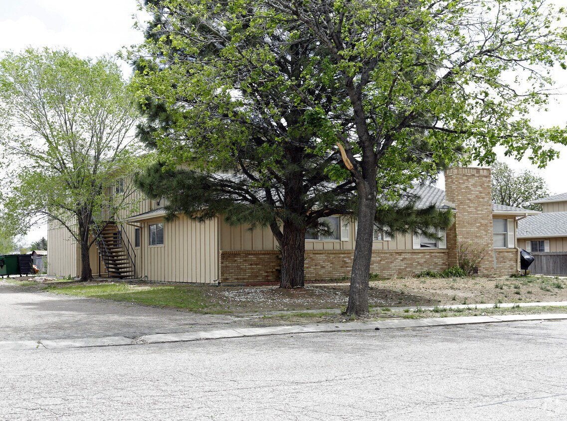 Foto del edificio - 4211 Forest Hill Rd