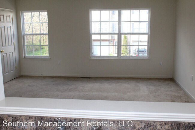 Building Photo - 3 br, 2.5 bath House - 42 Buttonwood Lane