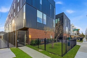 Building Photo - 4734 Pacer Ct