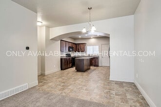 Building Photo - 21 E 8330 S