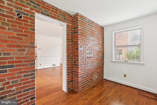 Foto del edificio - 5008 44th St NW