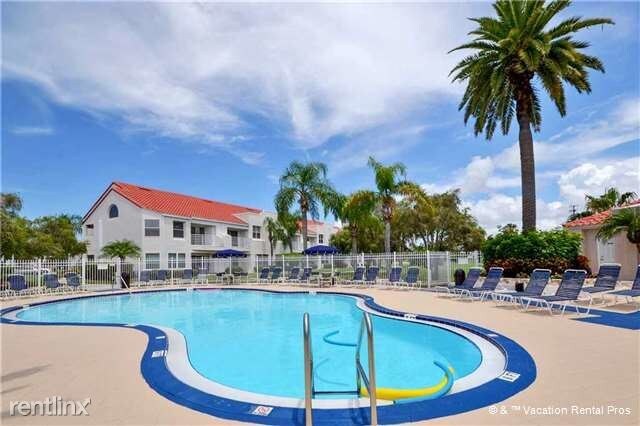 Building Photo - 6035 Bahia del Mar Blvd