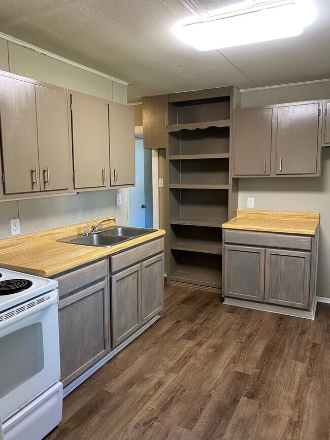 Foto del edificio - 3 Bdrm 1 Bath home