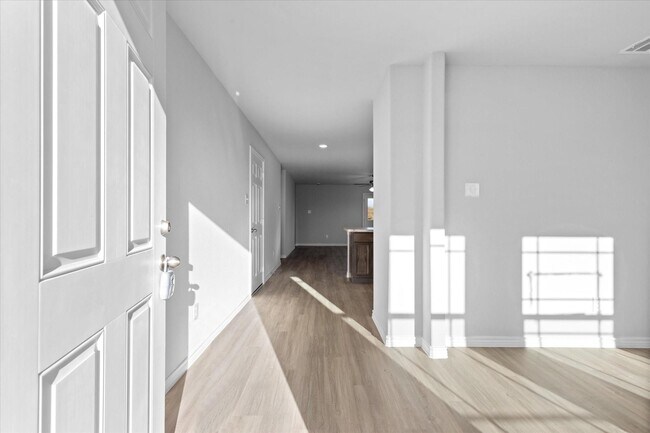 Foto del edificio - 1102 Riggs St