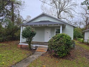 Building Photo - 1939 Haynie Dr