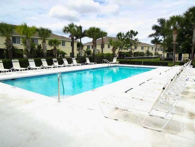 Foto del edificio - Three Bedroom Townhome in Heritage Harbour