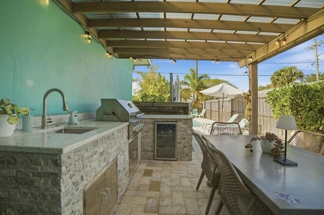 Building Photo - 525 N L St