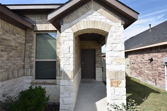 Building Photo - 9303 Colonial Bent Pl