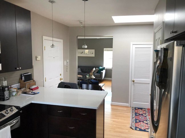 Foto del edificio - 1736 13th St NW