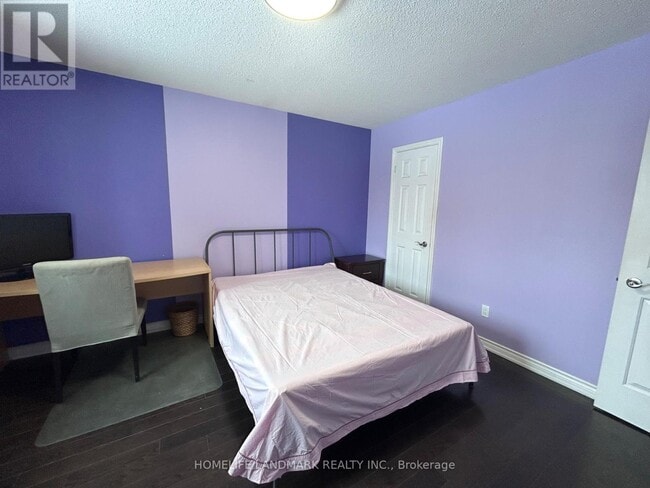 Building Photo - 45 Briggs Ave