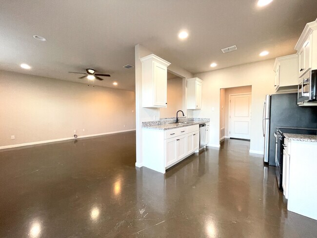 Foto del edificio - 100 W Windmill Way