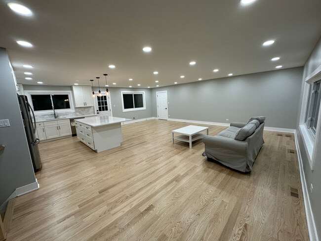 Building Photo - 2927 Peachgate Ct